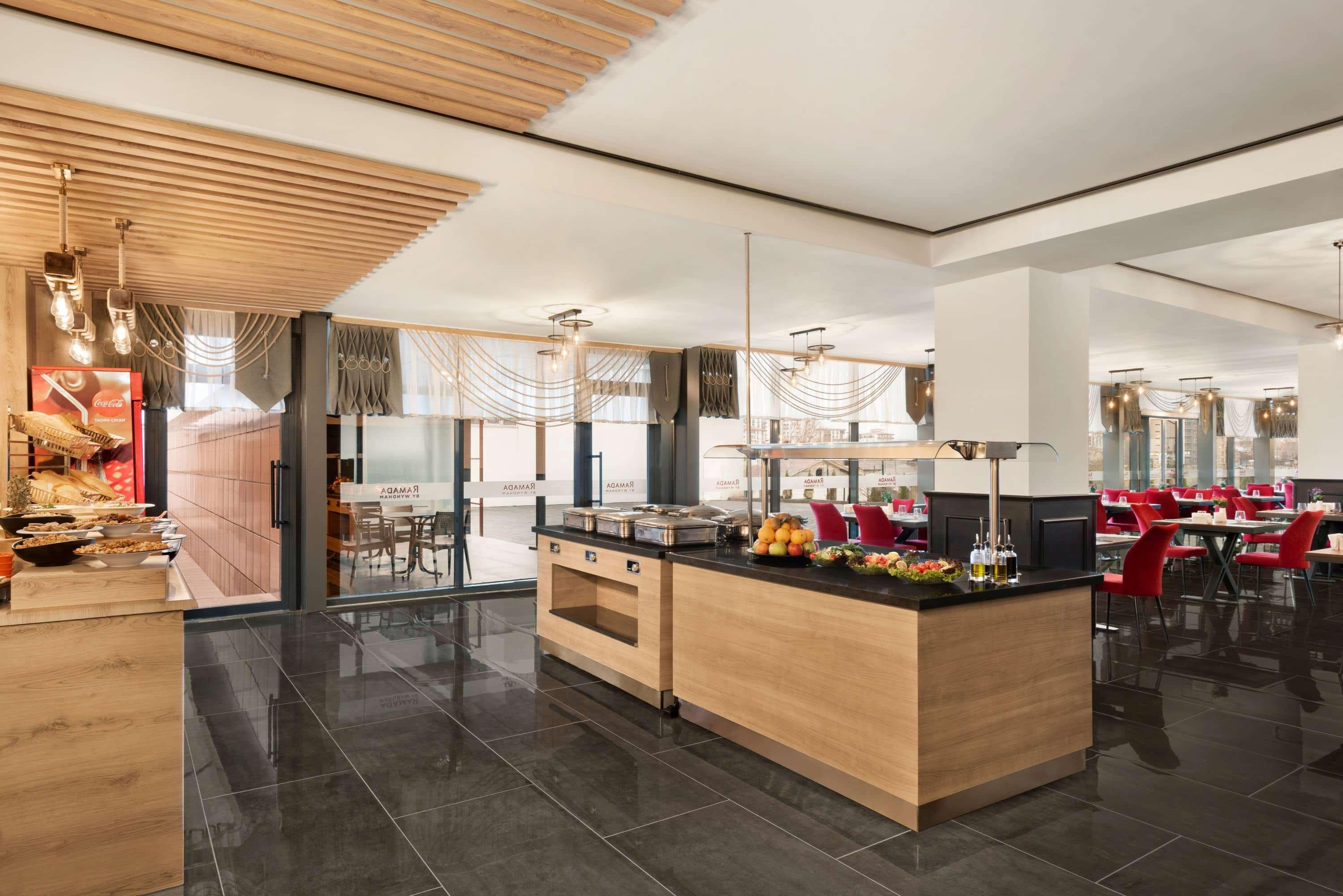 Ramada By Wyndham Sivas Hotel Exterior foto